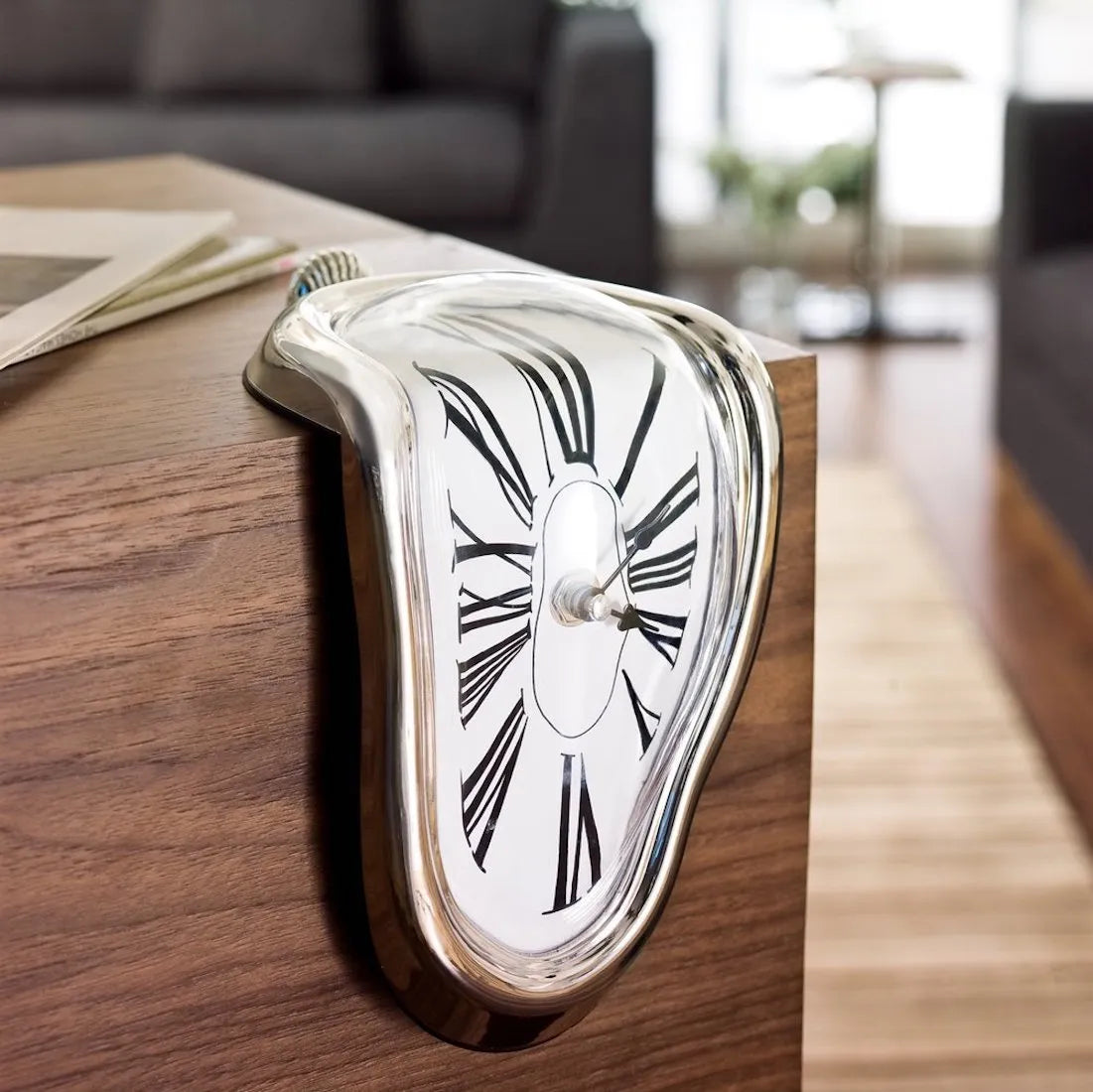 Melting Clock - Horloge à poser Out of the blue KG